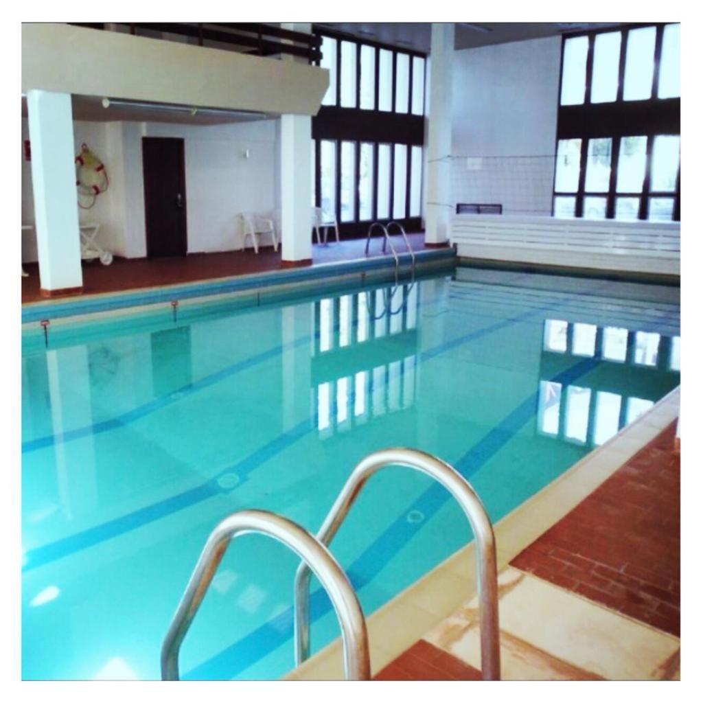 Appartement 58 M2 Avec Piscine Interieure Vue Montagne Centre Village , Parking Prive Saint-Lary-Soulan Eksteriør bilde